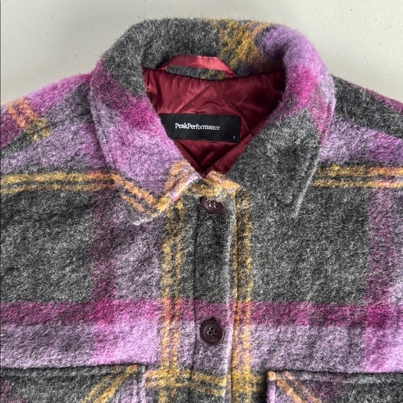 Peak Performance Plaid Gray, Pink, Purple Kelly Shirt Jacket Wool Shacket - Picture 5 of 16